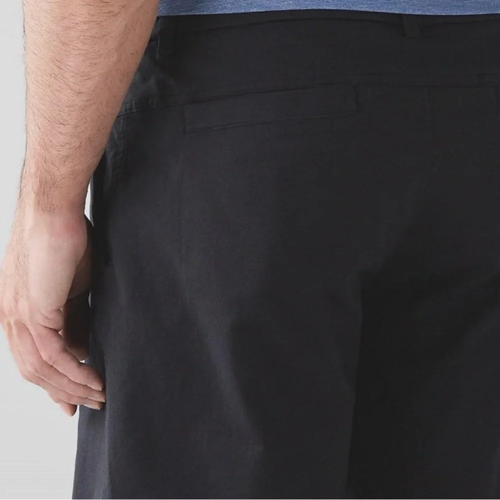 NWT Lululemon Mens Commission Short 11”, black